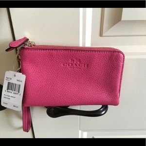 Coach Pebble Leather Wristlet-NWT
